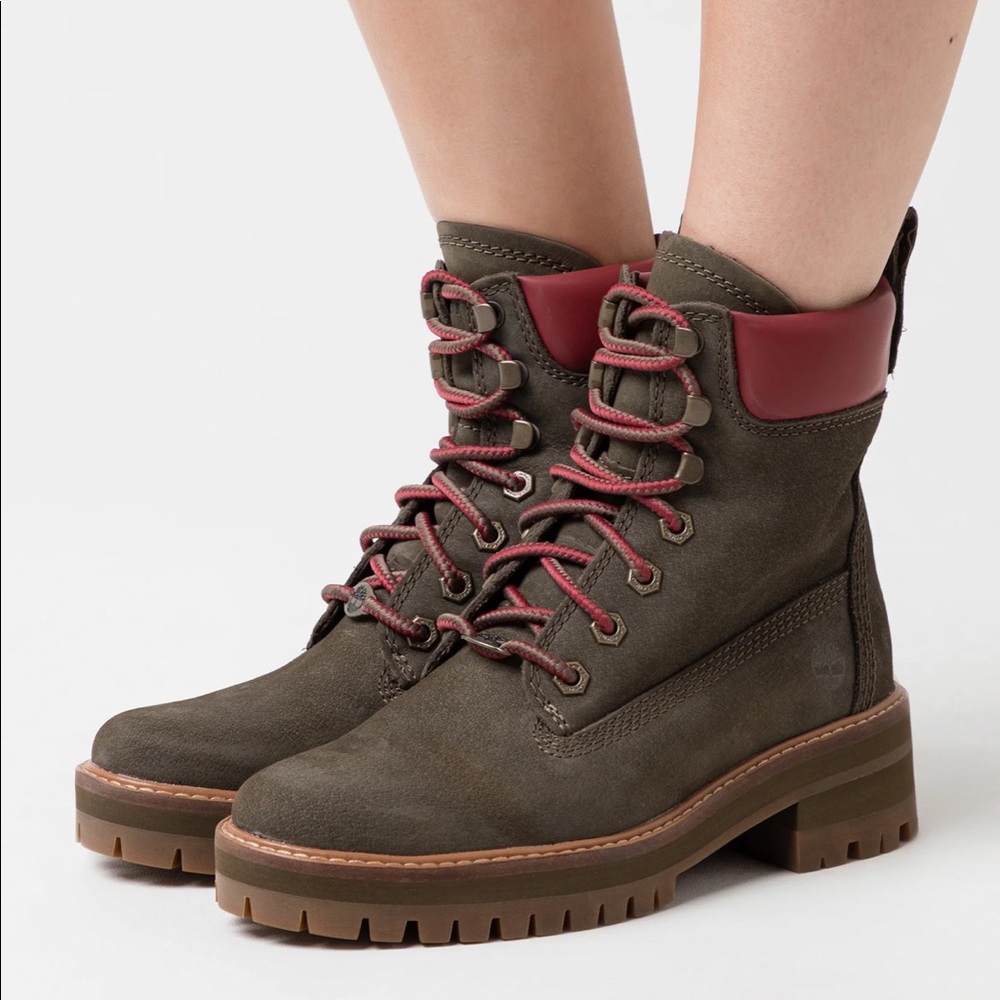 TIMBERLAND WOMEN'S COURMA VALLEY 6-INCH WP BOOT - Picture 2 of 6